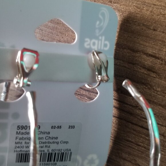 Claire's Clip-on Silver Hoop Earrings - Picture 5 of 7